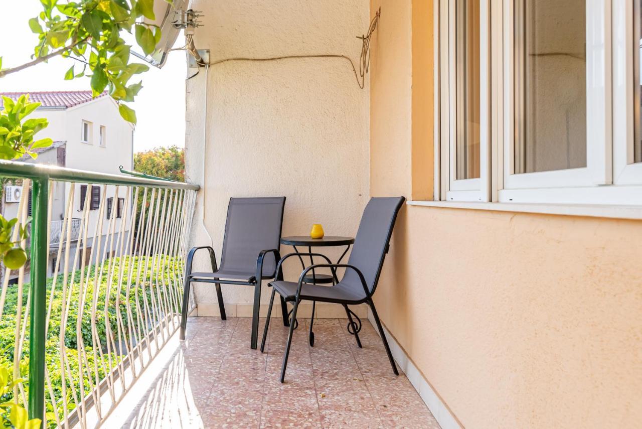 Apartment Luno Kaštela Zewnętrze zdjęcie